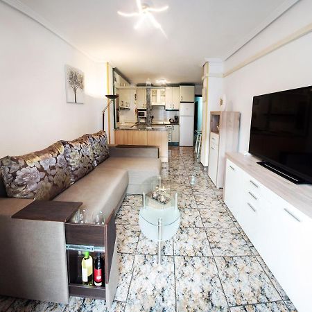 Holiday La Loma Apartment Torrevieja Bagian luar foto