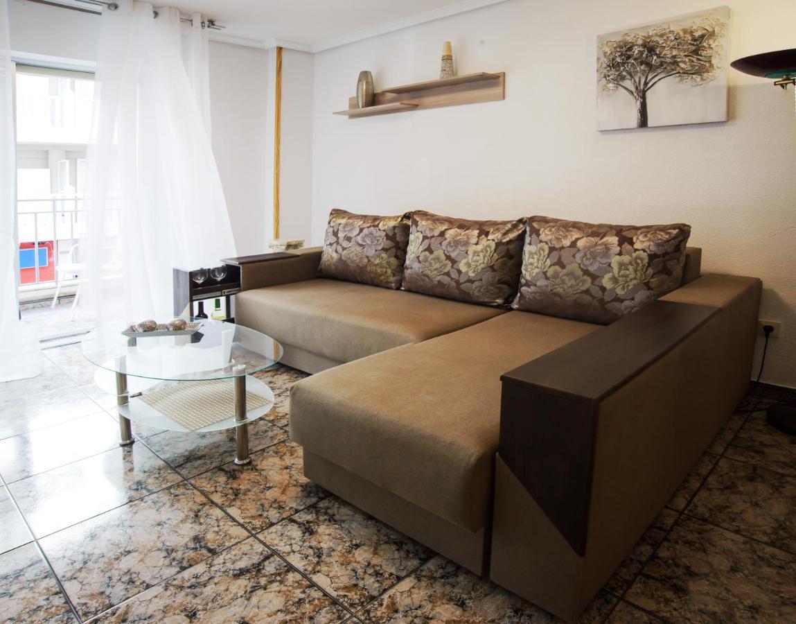 Holiday La Loma Apartment Torrevieja Bagian luar foto