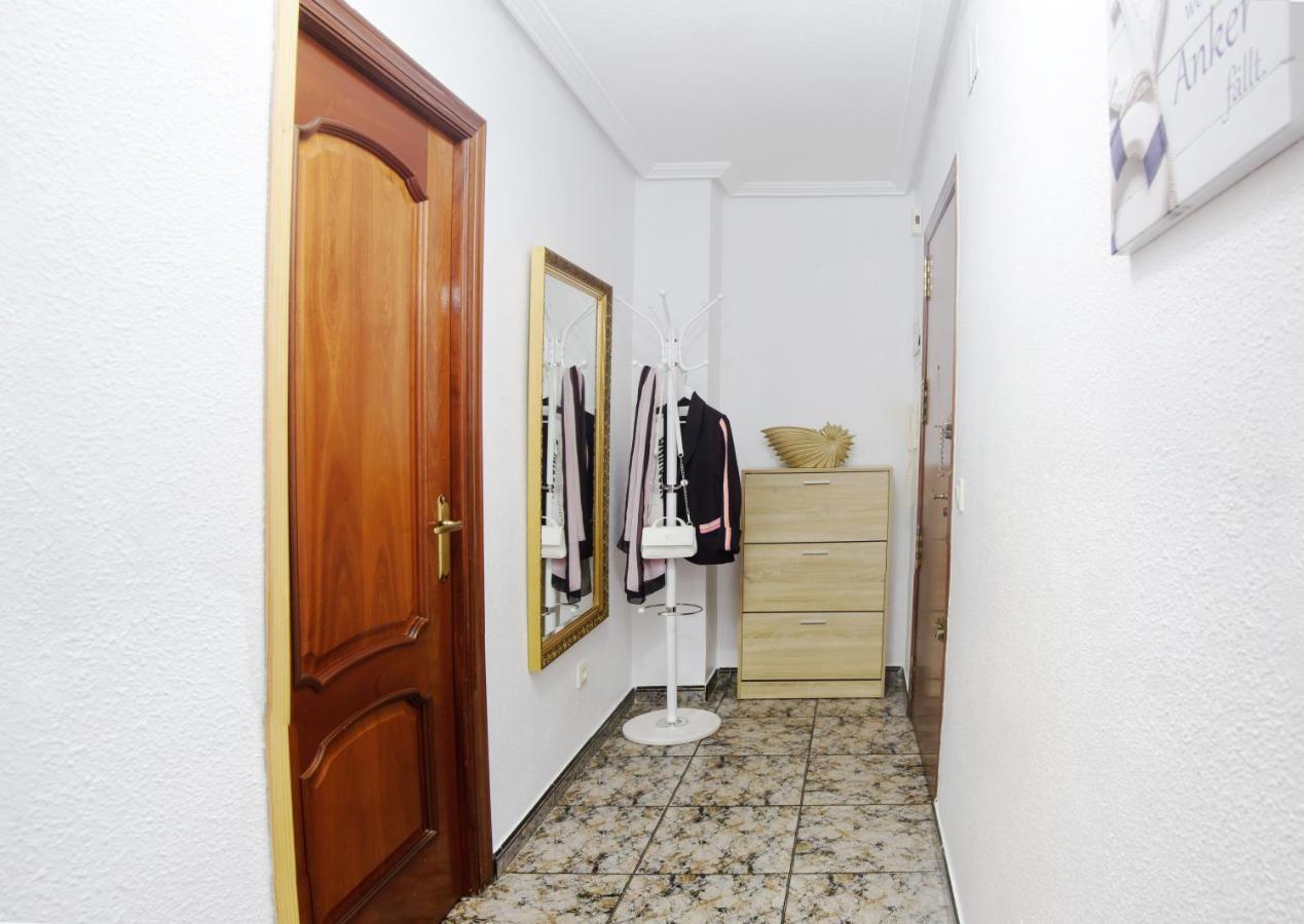 Holiday La Loma Apartment Torrevieja Bagian luar foto
