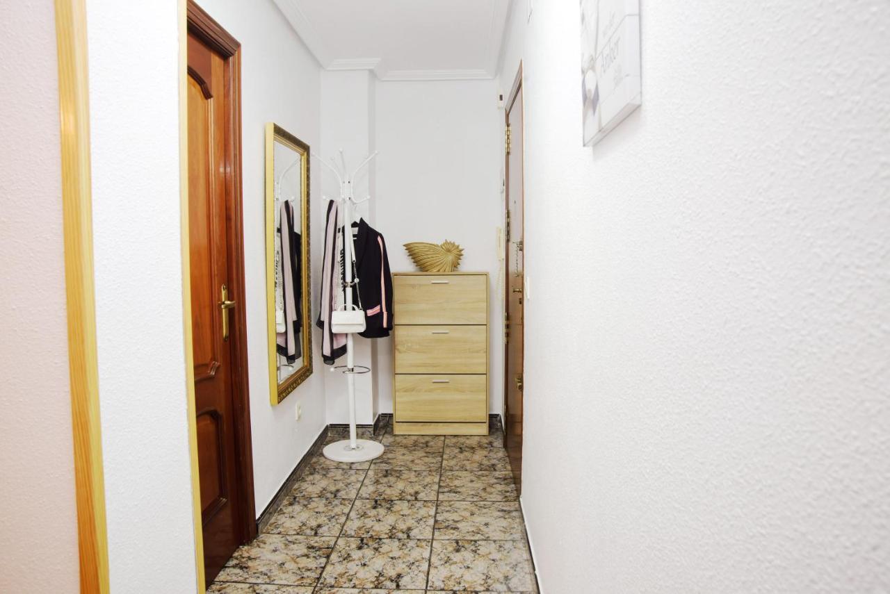Holiday La Loma Apartment Torrevieja Bagian luar foto